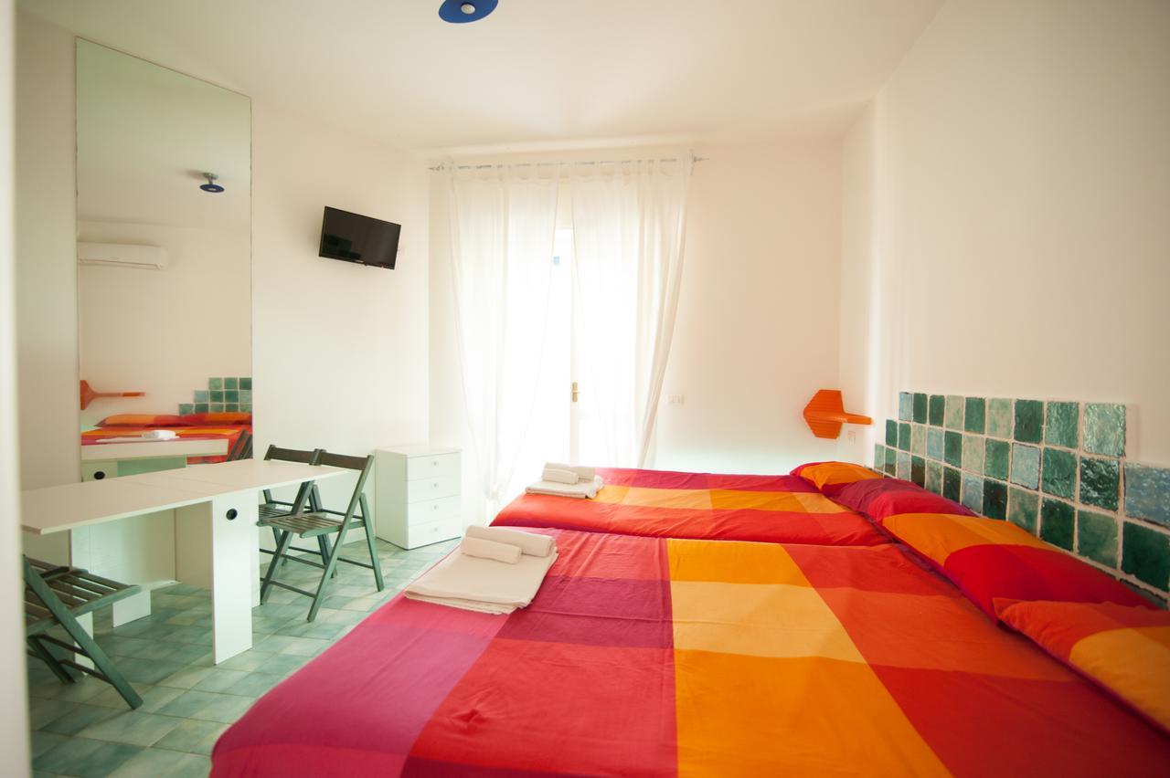 Suite House L'Isola Che Non C'E Fontane Bianche Dış mekan fotoğraf